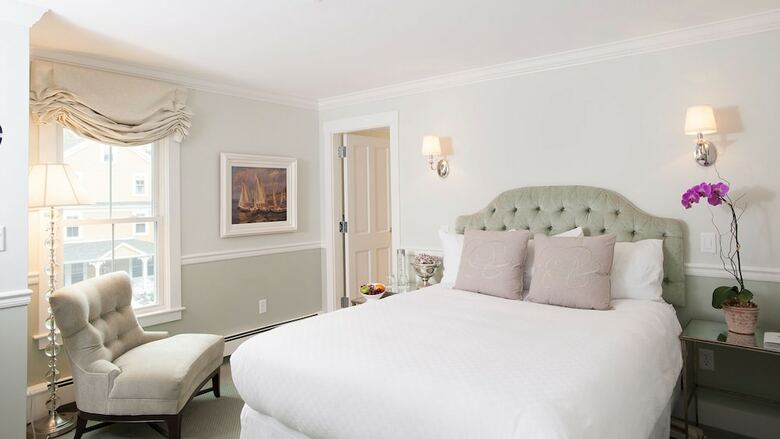 Hotel White Barn Inn And Spa