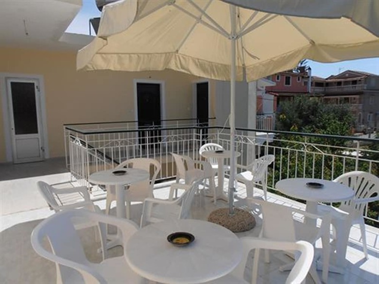 Apartamentos Elena's Garden