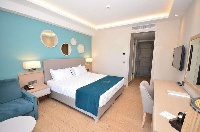 Hotel Almyros Beach