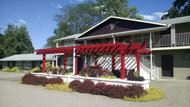 Motel Vinehurst Inn And Suites