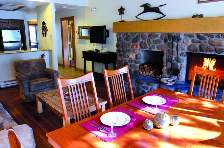 Junipine Resort