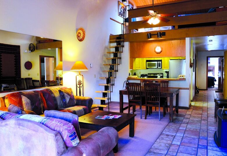 Junipine Resort