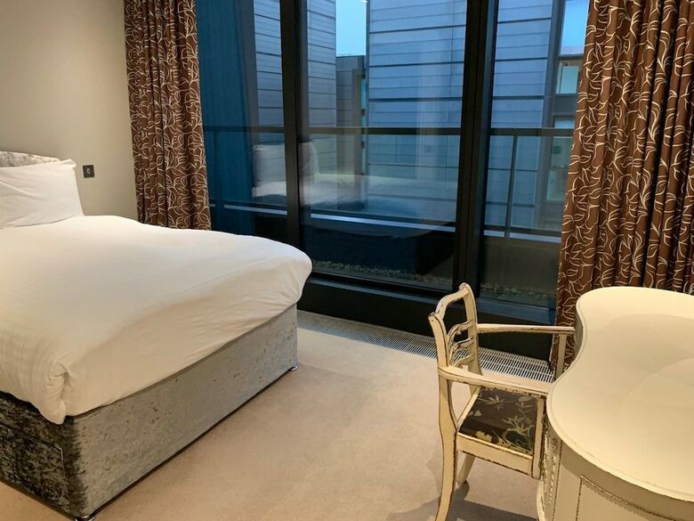 Vip Apartments