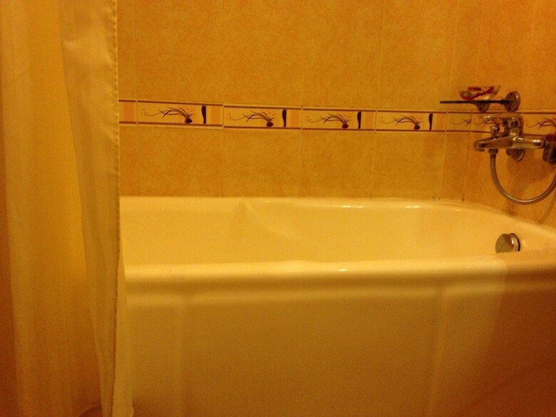 Holiday Diamond Hotel