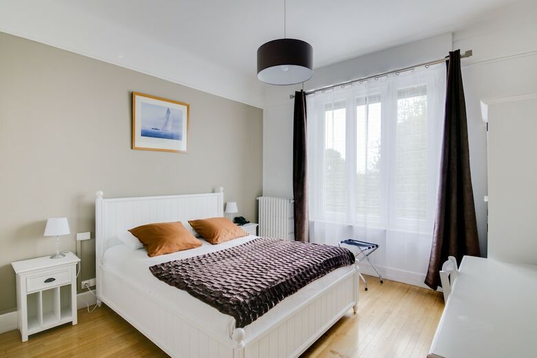 Brit Hotel Le Royal - Troyes