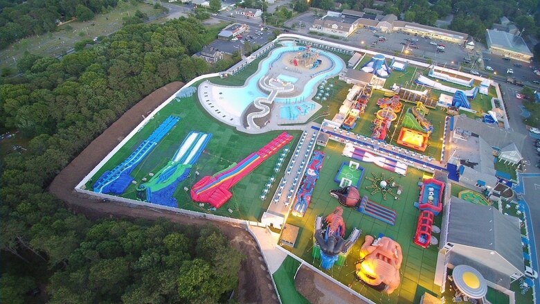 Motel Cape Cod Family Resort And Inflatable Park