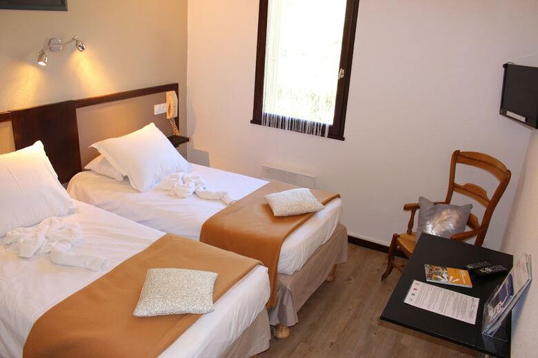 Hotel H�tel Les Gabarres
