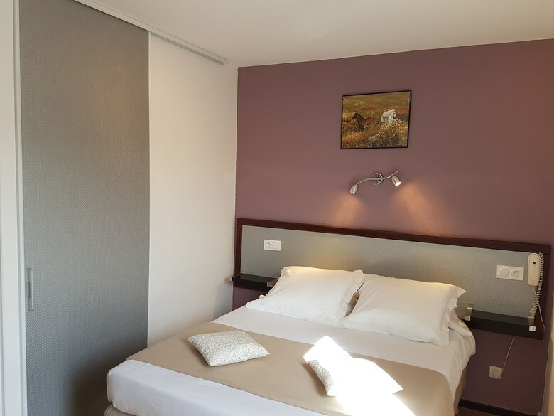 Hotel H�tel Les Gabarres