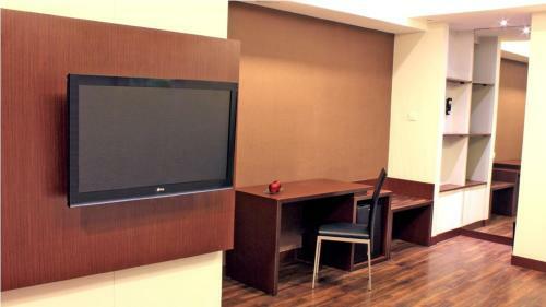 Aston Pluit Hotel & Residence