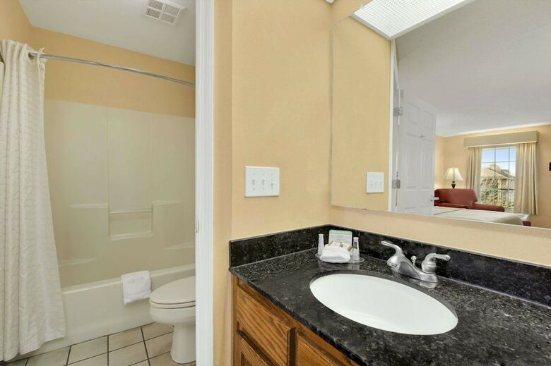 Hotel Baymont By Wyndham Warner Robins