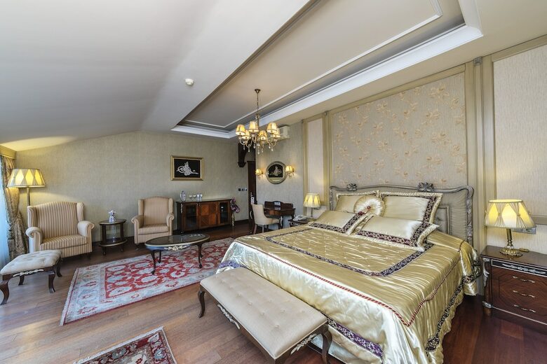 Grand Yavuz Hotel
