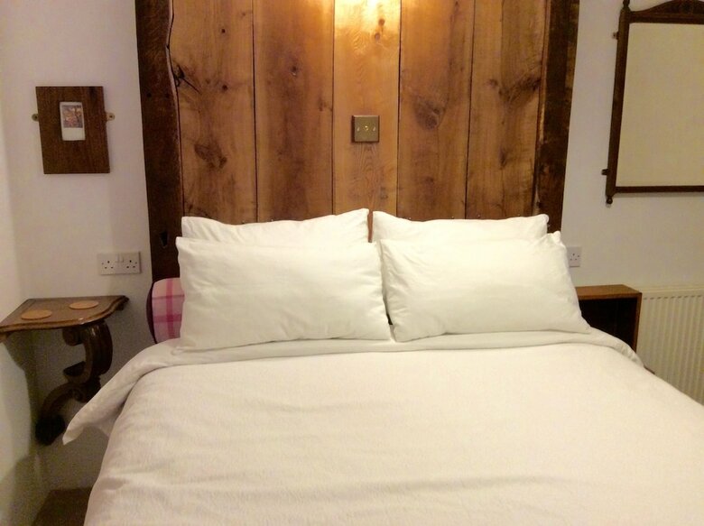 Bostrase B&B With Boo And Matt