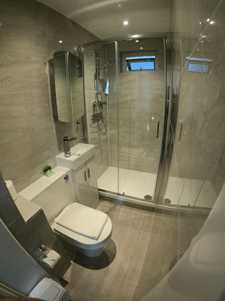 Beiroom Hyde Park Apartments