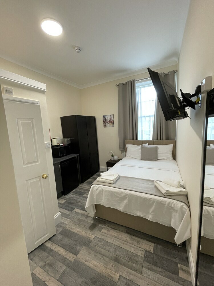 Beiroom Hyde Park Apartments