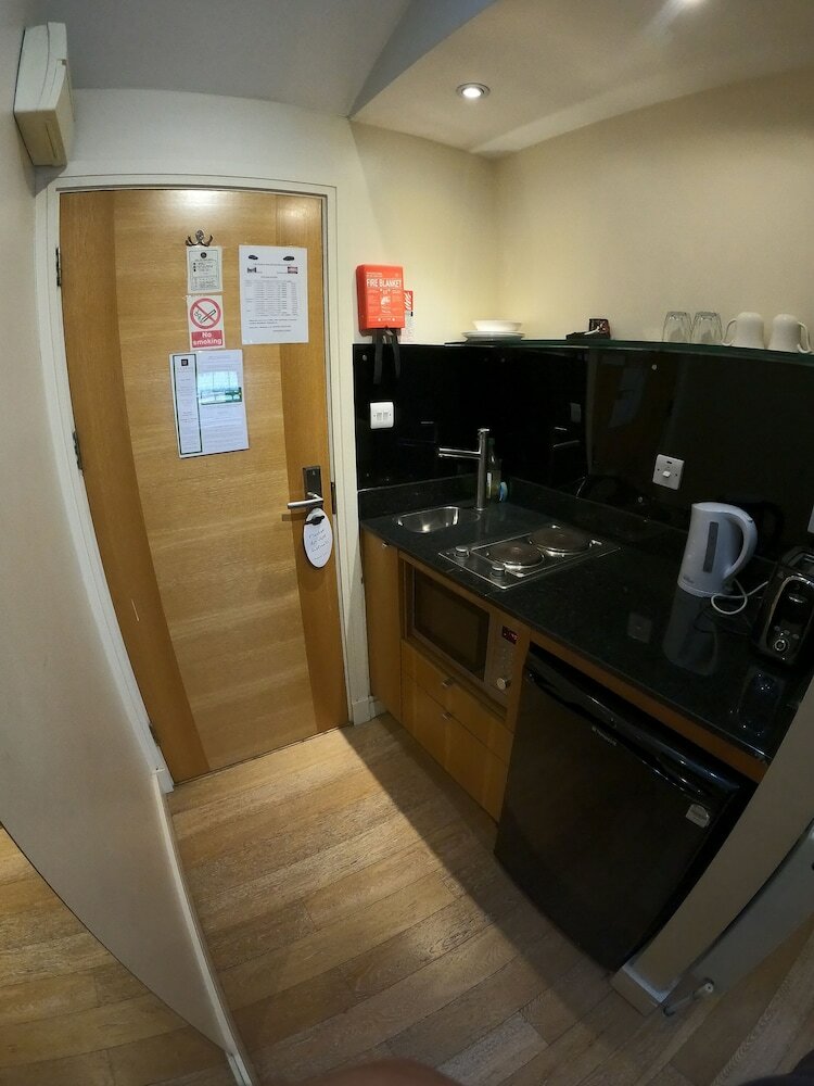 Beiroom Hyde Park Apartments