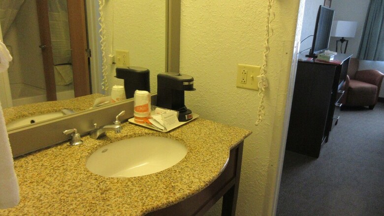 Hotel Quality Inn & Suites West