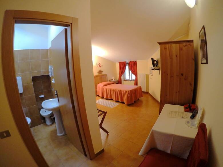 Hotel Combolo