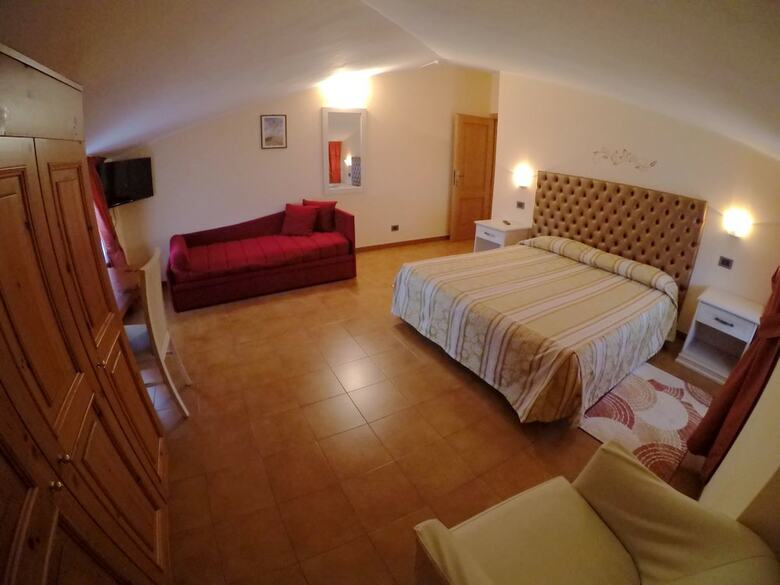 Hotel Combolo
