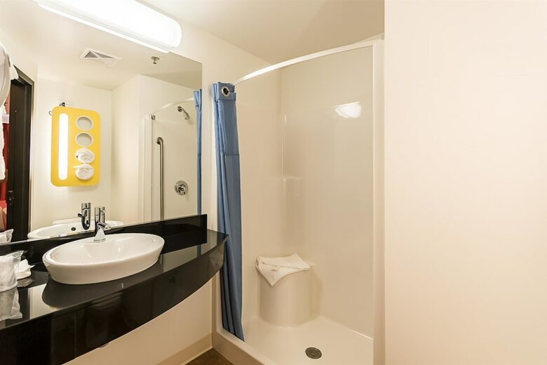 Hotel Motel 6 Moosomin, Sk