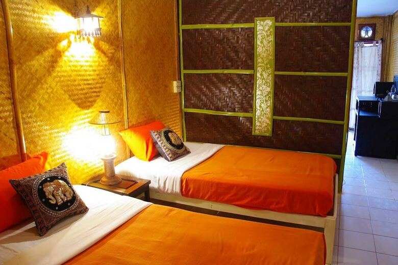 Hotel Areeya Phuree Resort