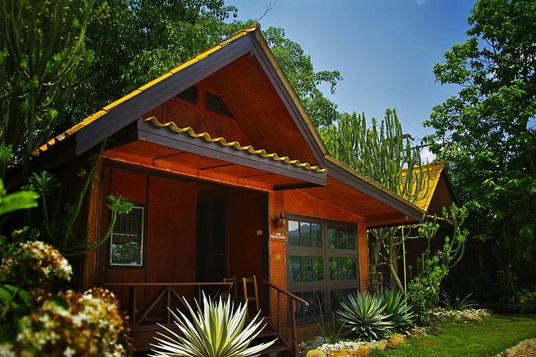 Hotel Areeya Phuree Resort
