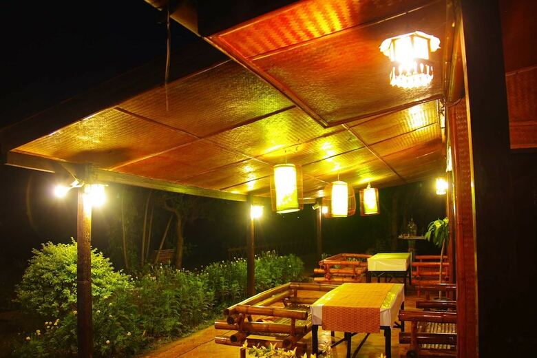 Hotel Areeya Phuree Resort