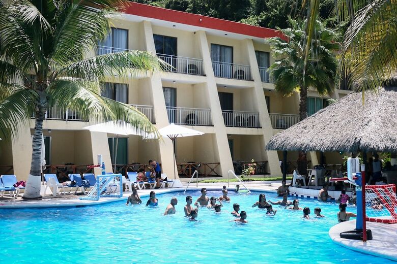 Hotel La Quinta Gran Bahia Cuastecomates