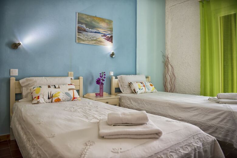 Elli Beach Apartments And Studios