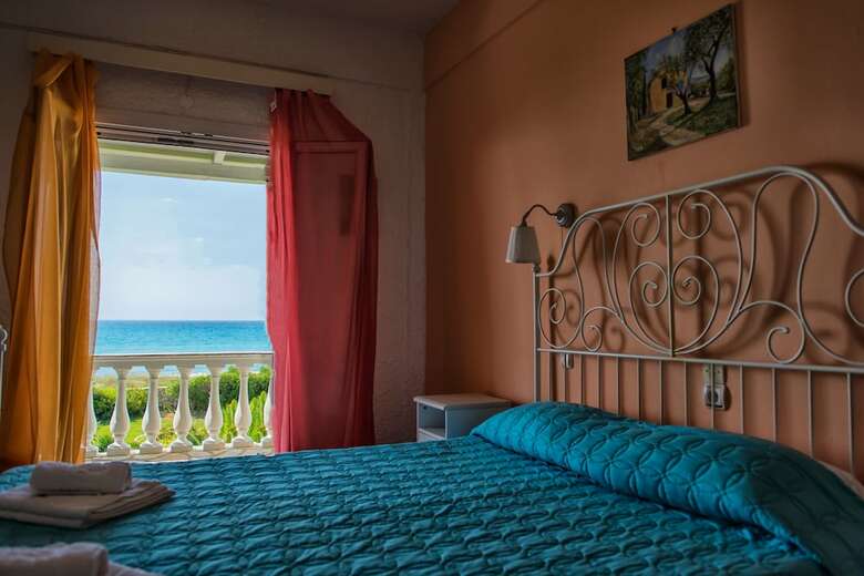 Elli Beach Apartments And Studios