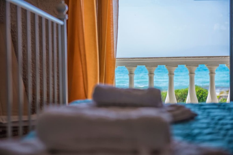 Elli Beach Apartments And Studios