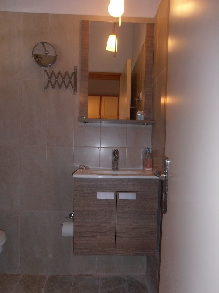 Elli Beach Apartments And Studios