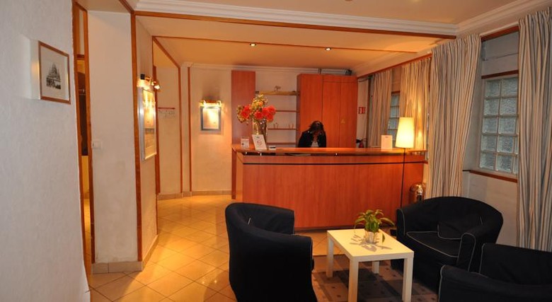 Hotel Merryl