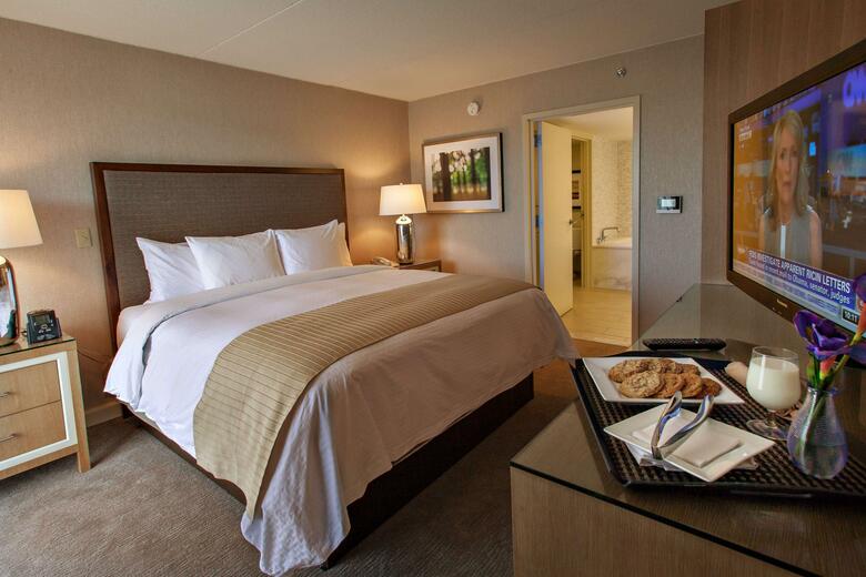 Hotel Doubletree By Hilton Pittsburgh Green Tree