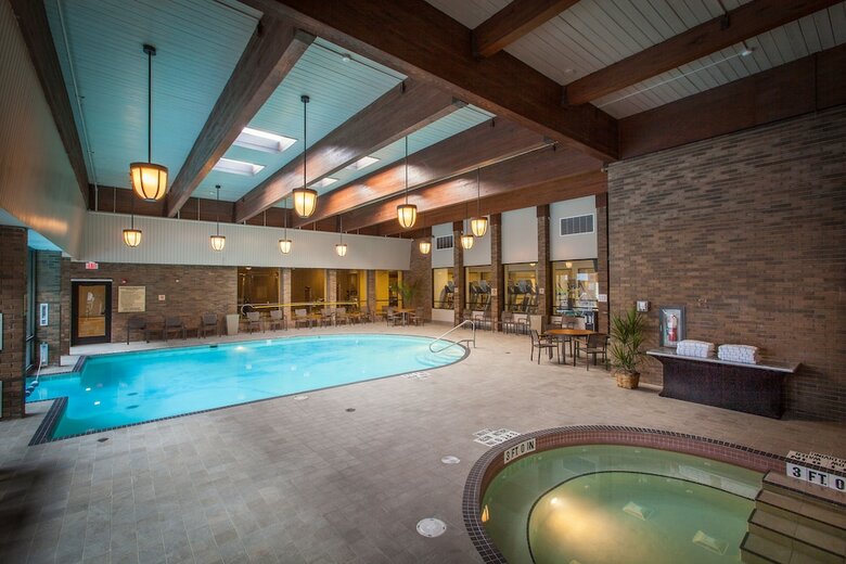 Hotel Doubletree By Hilton Pittsburgh Green Tree
