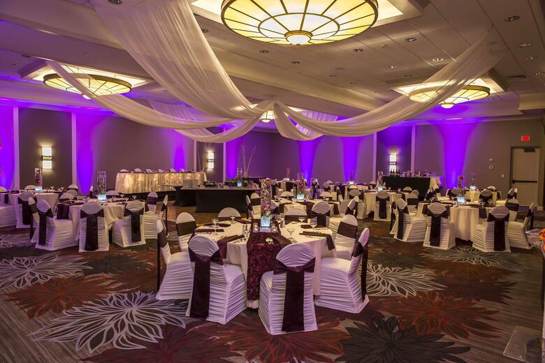 Hotel Doubletree By Hilton Pittsburgh Green Tree