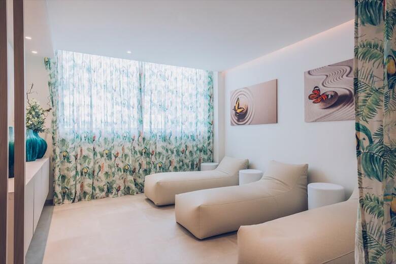 Hotel Iberostar Waves Alcudia Park