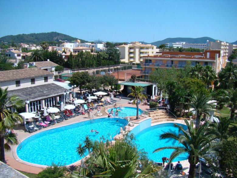 Aparthotel Club Sim�