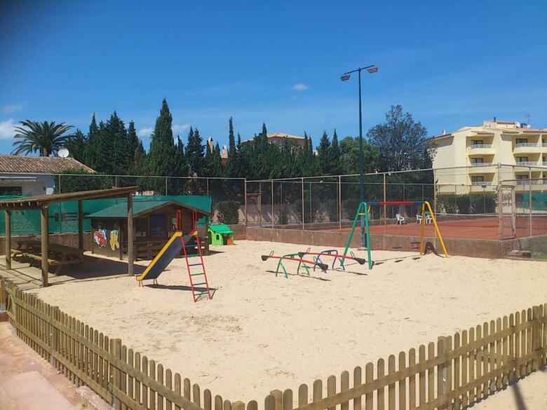 Aparthotel Club Sim�