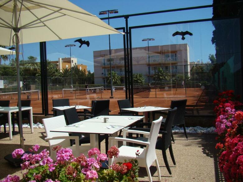 Aparthotel Club Sim�