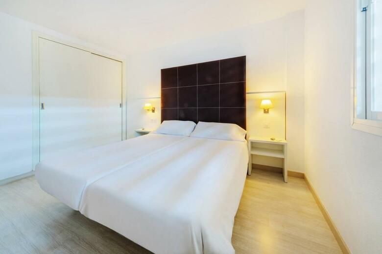Aparthotel Club Sim�