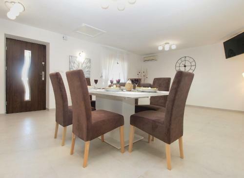 Holiday Home Villa Angelina 258