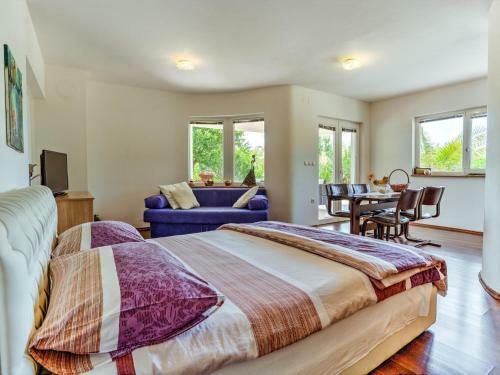Apartment Opri� 2