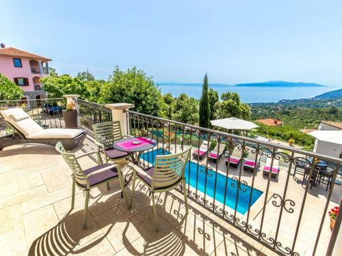 Holiday Home Veprinac