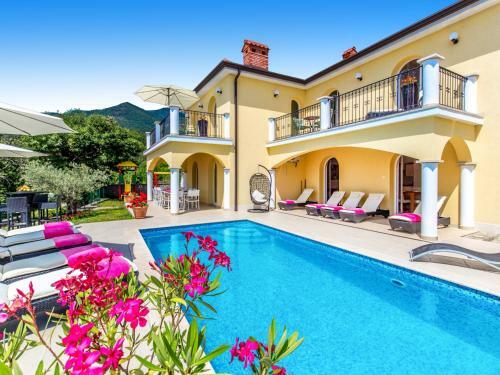 Holiday Home Veprinac