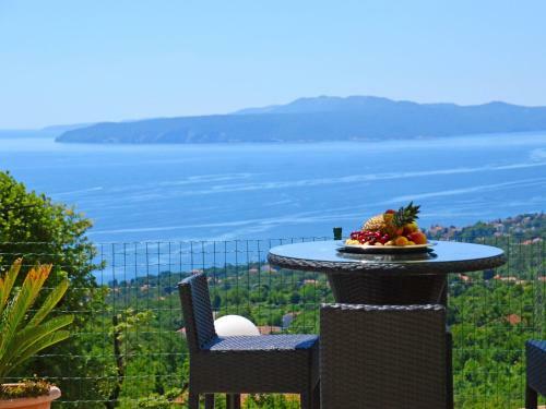 Holiday Home Veprinac