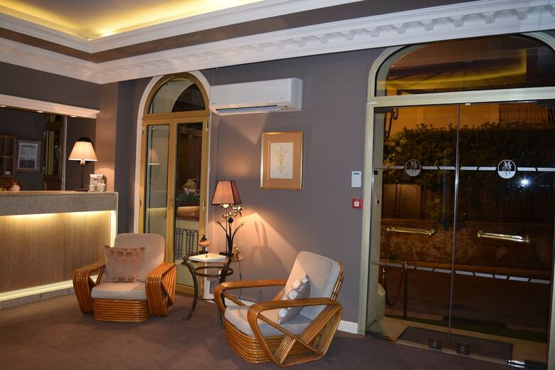 Hotel H�tel Le Petit Palais