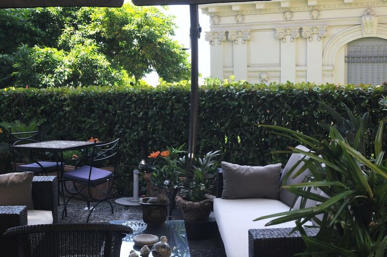 Hotel H�tel Le Petit Palais