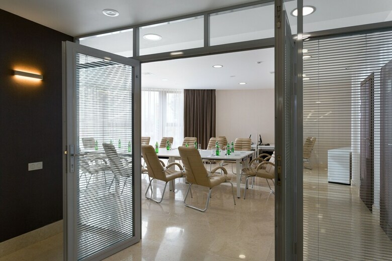 Ovis Hotel