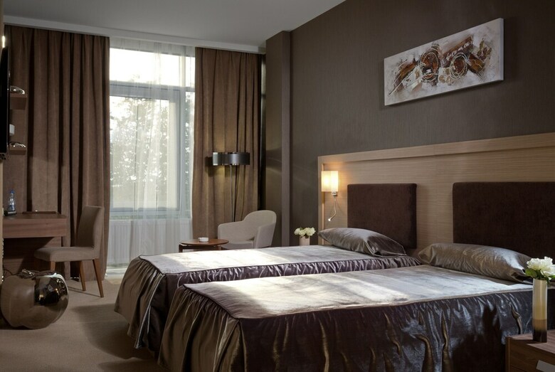 Ovis Hotel
