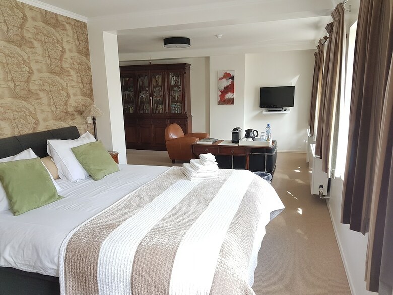 The Townhouse Bed & Breakfast